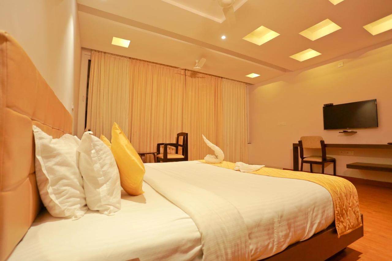Grand Signature Hotel & Spa Yercaud Extérieur photo